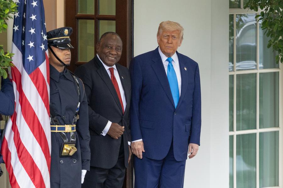 ZOOM AFRIQUE : à la Maison Blanche, une rencontre minée par de fausses accusations de « génocide blanc » en Afrique du Sud