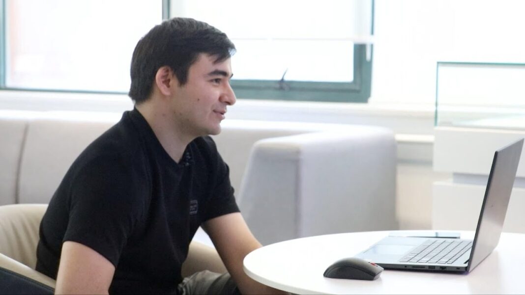 GLOBALink | Young Uzbek entrepreneur benefits from growing China-Central Asia ties