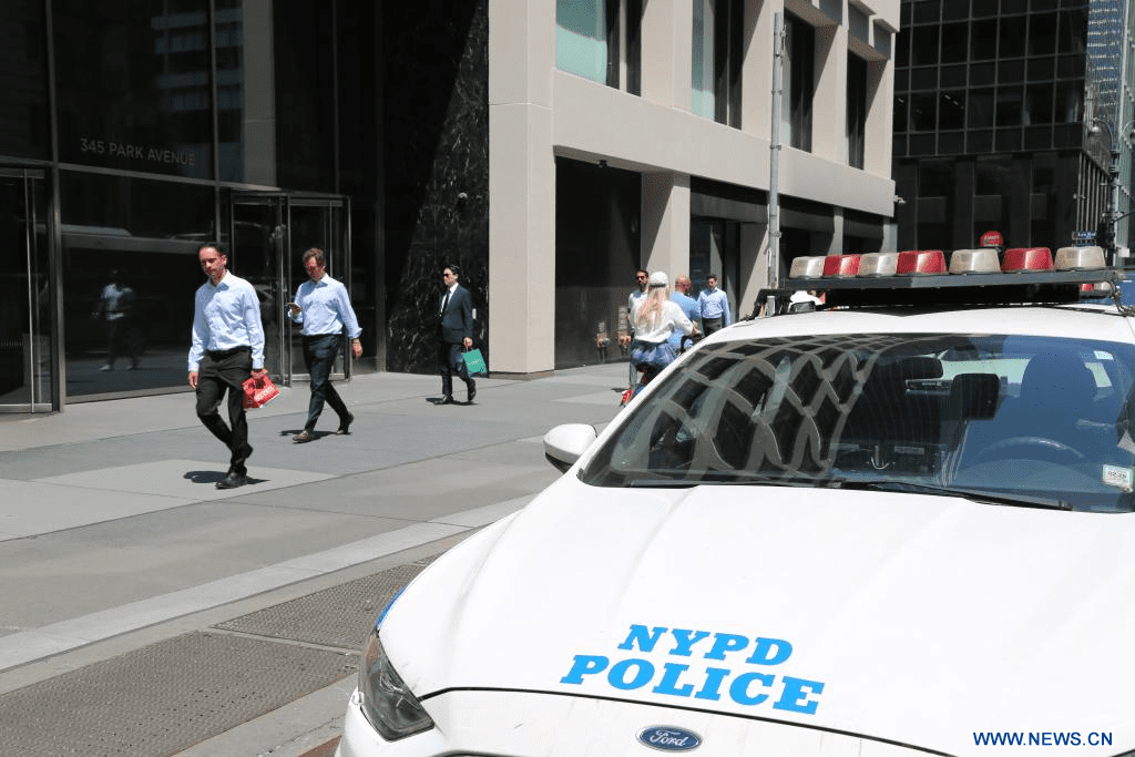 Etats-Unis : une fusillade dans un immeuble de bureaux à New York fait 5 morts, dont l’auteur, et 6 blessés