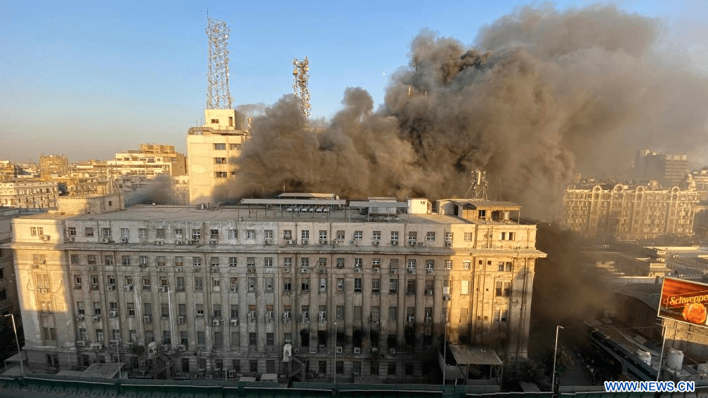Le Caire: un incendie dans un centre de données fait 14 blessés et provoque des coupures d’internet et de télécommunications