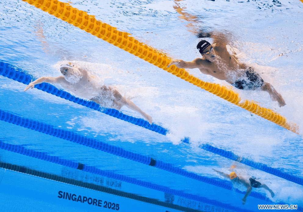 Championnats du monde de natation : le Tunisien Ahmed Jaouadi décroche sa 2e médaille d’or du 1.500 m nage libre