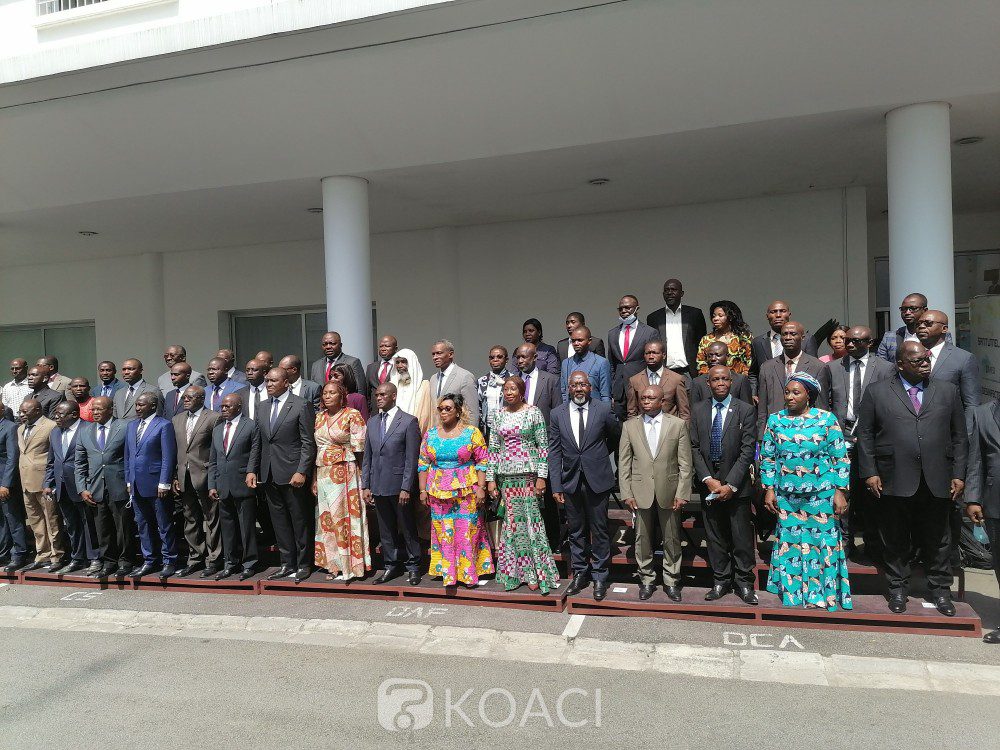 Côte d’Ivoire : ouverture d’un dialogue politique entre le pouvoir et l’opposition