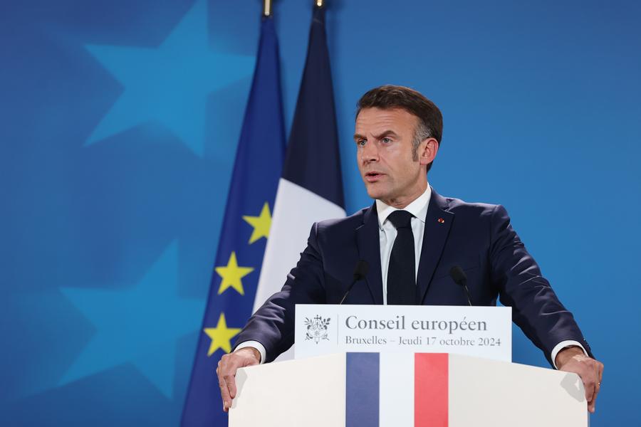 Le président français convoque le Parlement en session extraordinaire le 8 septembre