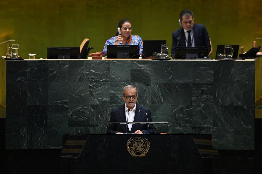 Le président iranien rencontre des dirigeants européens et se dit prêt à répondre aux préoccupations nucléaires