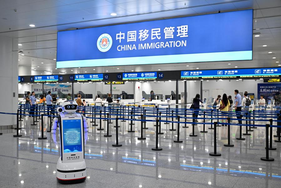 (SCO Tianjin Summit) New immigration inspection facility inaugurated at Tianjin Binhai International Airport