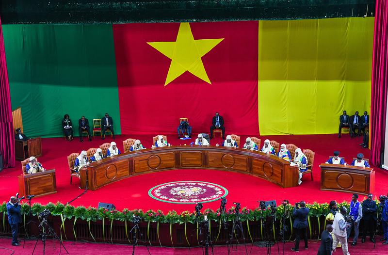 Cameroun : Paul Biya déclaré vainqueur de l’Élection présidentielle 2025 devant Issa Tchiroma Bakary