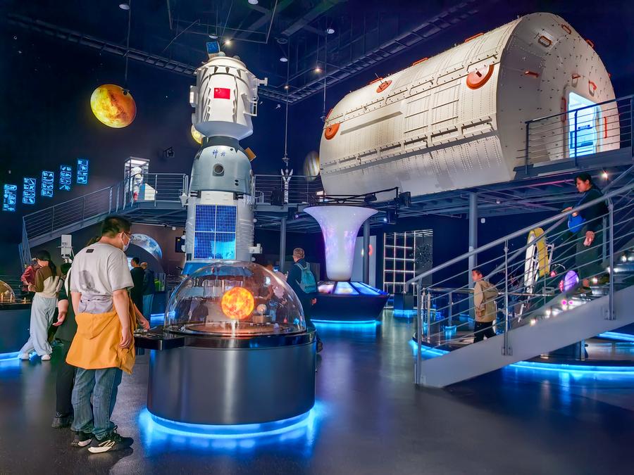 Chine : les musées des sciences et des technologies très fréquentés pendant les congés de la Fête nationale