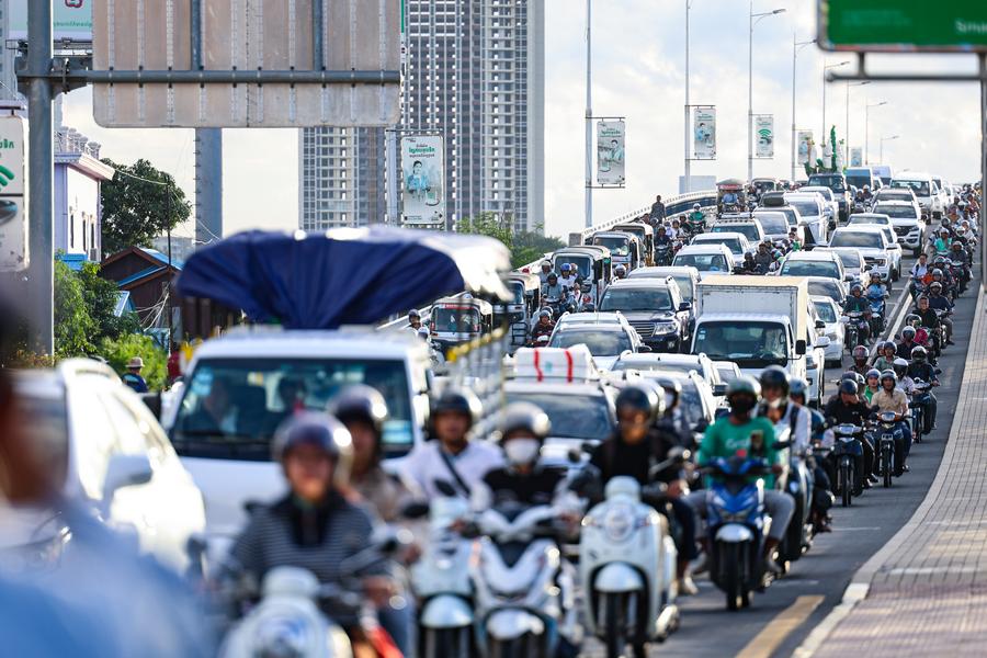 La Banque mondiale réduit les prévisions de croissance du Cambodge à 4,8%