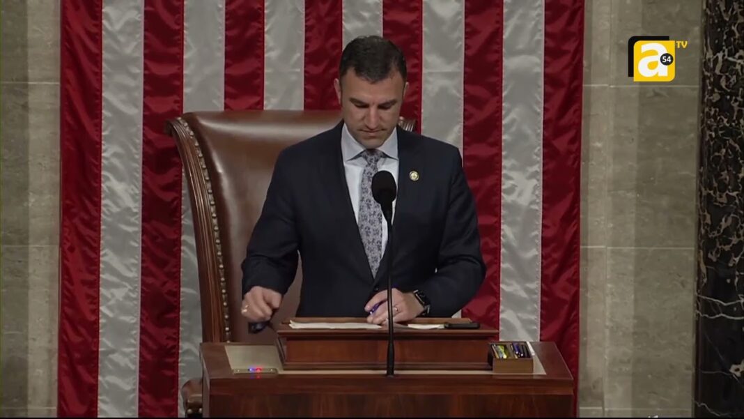 POLITICS | U.S House passes Senate-approved spending package to end longest gov’t shutdown