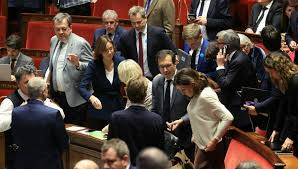 France : le budget de la sécurité sociale adopté de justesse à l’Assemblée nationale