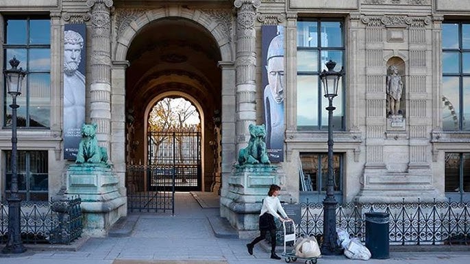 Louvre : une innondation endommage des centaines d’ouvrages dans la bibliothèque des Antiquités égyptiennes
