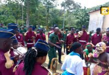 Au Cameroun , Remise des insignes de Grades aux Personnels Du Corps Des Eaux et Forêts