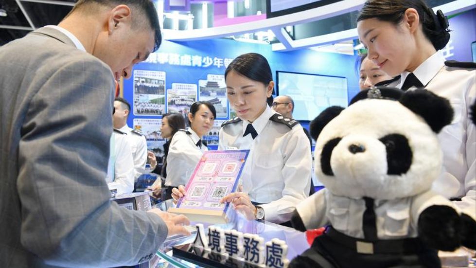 Afflux des investisseurs internationaux à Hong Kong pour monétiser les perspectives de croissance