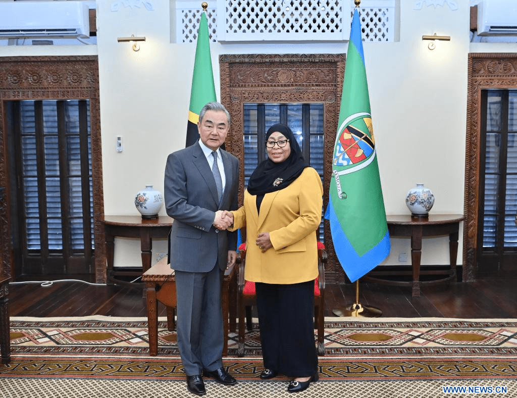 La Chine et la Tanzanie réaffirment leur amitié de longue date et s’engagent à approfondir leur coopération