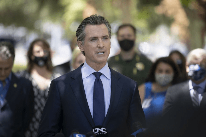 Le gouverneur de la Californie Gavin Newsom exhorte les dirigeants européens à « avoir du cran » dans le différend sur le Groenland
