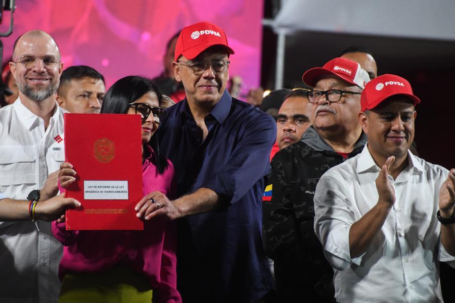 Venezuela : signature du projet de loi portant sur la réforme partielle de la loi organique sur les hydrocarbures