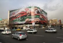 Trump dit préférer la voie diplomatique pour résoudre la confrontation avec l’Iran