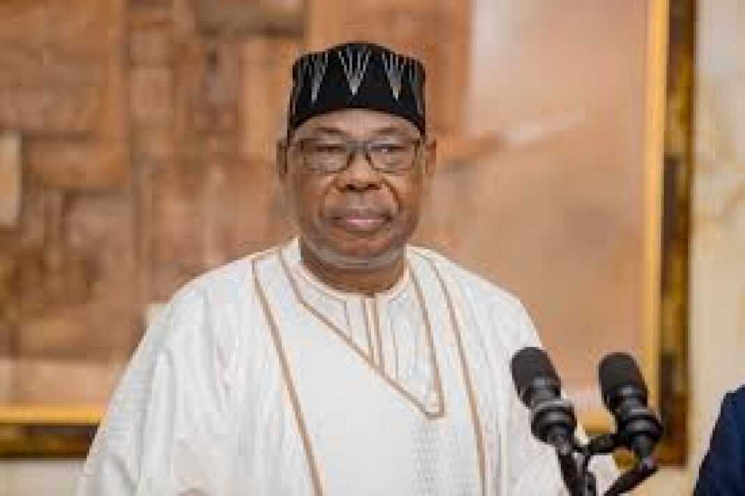 Bénin : l’ancien président Boni Yayi se retire des activités politiques de son parti