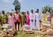 Jeûnes musulman et chrétien : LTE Groupe offre 50 tonnes de riz et du matériel agricole aux communautés Remise des dons dans le département de Toumodi