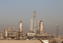 Les cours du pétrole internationaux dépassent les 100 dollars sur fond de conflits au Moyen-Orient