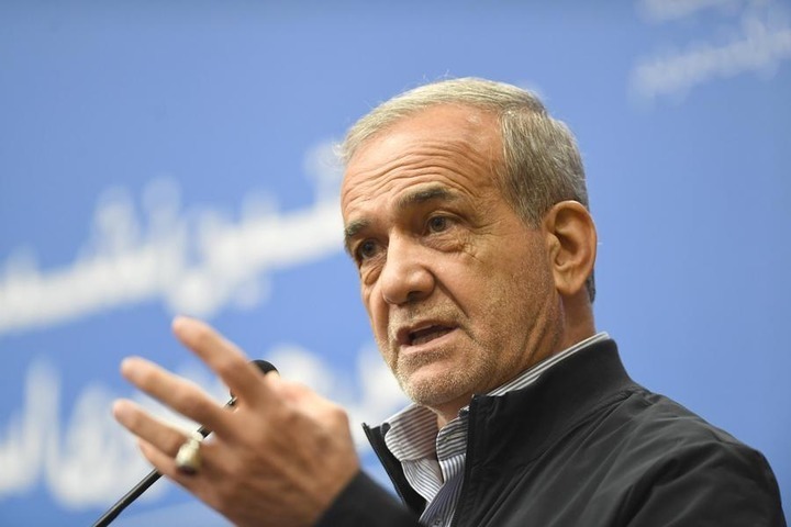 Le président iranien ordonne le rétablissement de l’accès à l’internet mondial