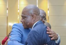 RDC : l’opposant Martin Fayulu blessé lors d’affrontements entre police et manifestants à Kinshasa