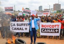 Côte d’Ivoire : les « Chapeaux rouges » revendiquent une victoire après le retrait des chaînes TF1 du bouquet CANAL+ Afrique
