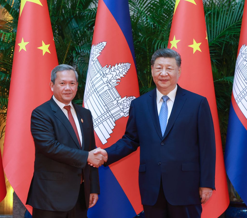 Xi urges China, Cambodia to carry forward ironclad friendship