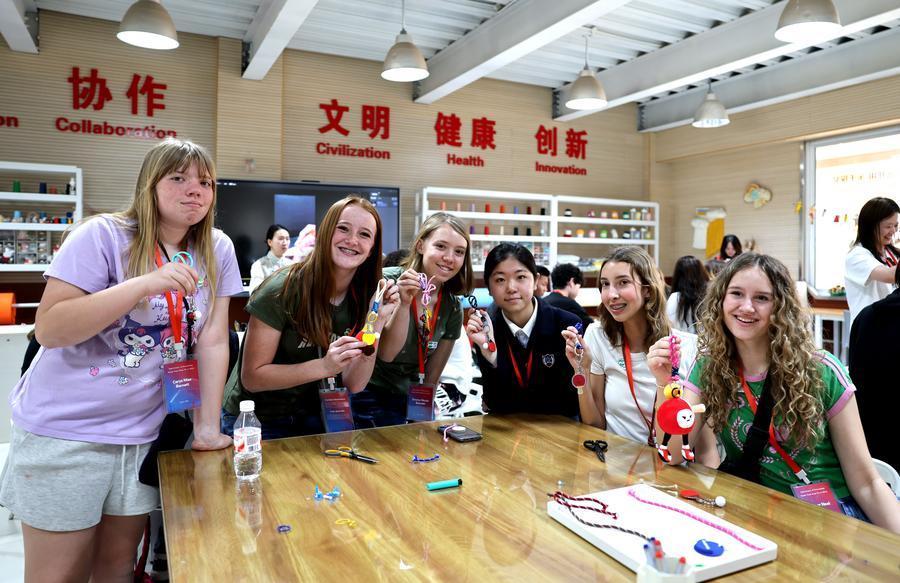 Feature: Chinese initiative gives fresh momentum to China-U.S. youth exchanges