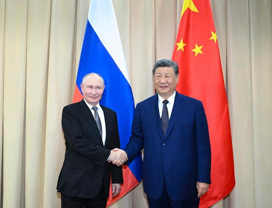 Xi’s Album | Xi meets Putin in Bishkek