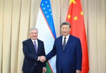 Xi says China ready to work with Uzbekistan to usher in new « golden decade » for bilateral relations