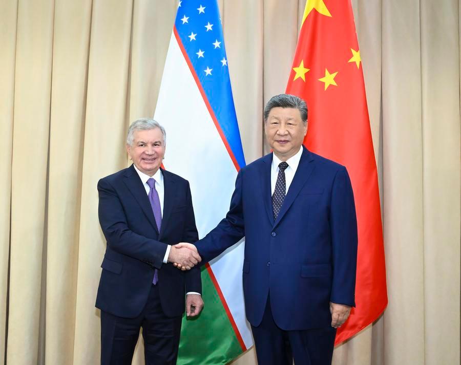 Xi’s Album | Xi meets Uzbek president