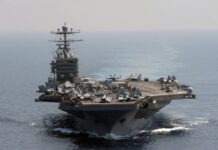 L’USS Abraham Lincoln rentre aux Etats-Unis après un déploiement prolongé au Moyen-Orient