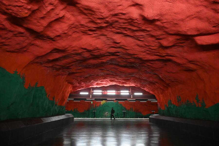 Suède : oeuvres d’art dans les stations de métro de Stockholm